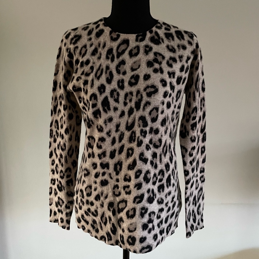 Charter Club Cashmere Luxury medium sweater